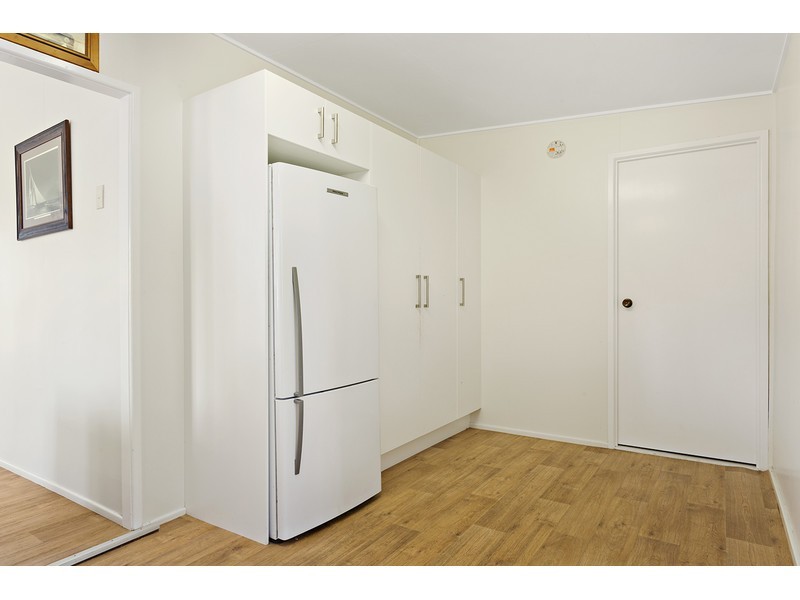 110 Schofield Parade, Keppel Sands QLD 4702