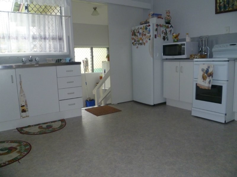 Park Avenue QLD 4701