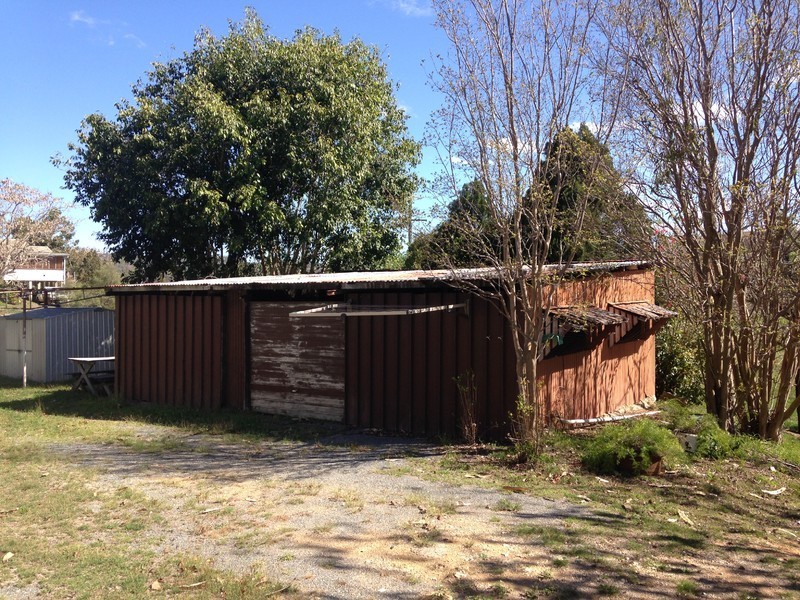 15 Coronation Drive, Mount Morgan QLD 4714