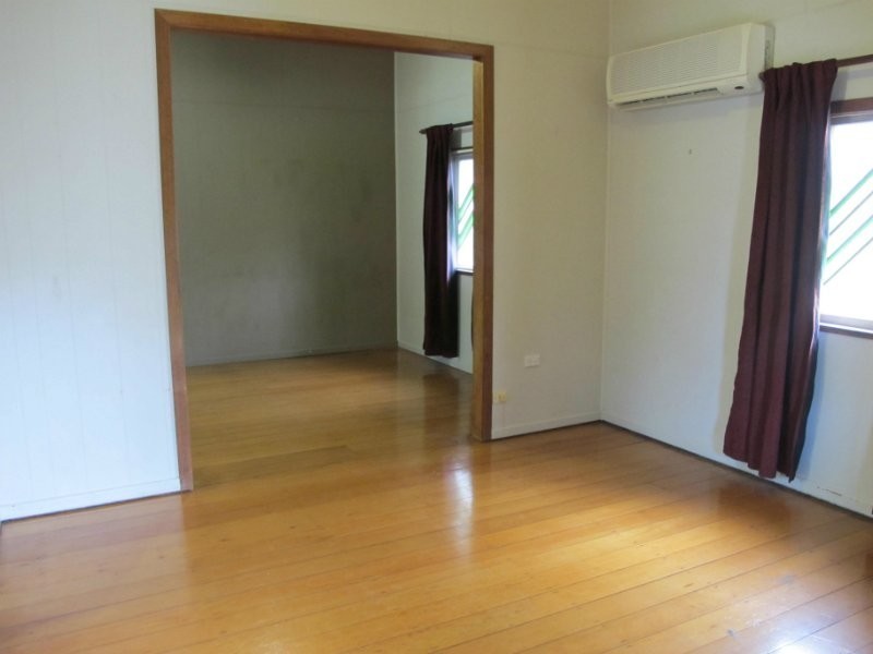 4 Naughton Street, Wandal QLD 4700