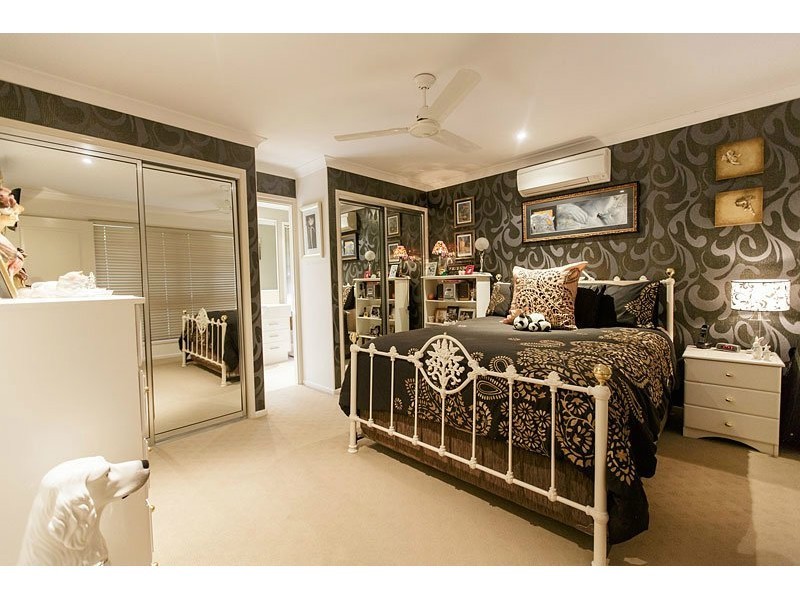 6 Menkin Place, Frenchville QLD 4701