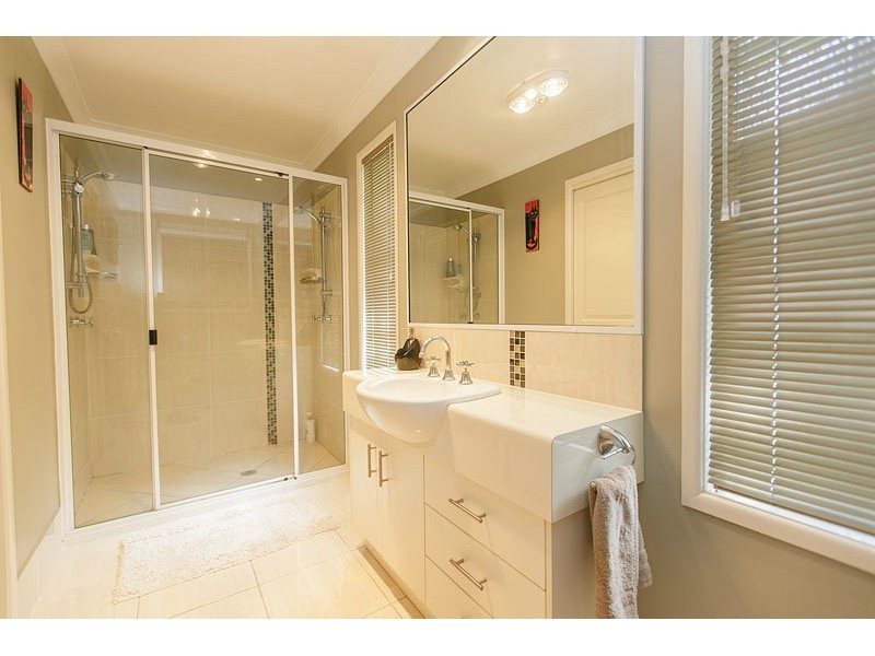 6 Menkin Place, Frenchville QLD 4701