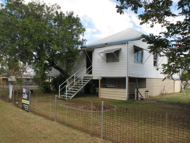 442 Campbell Street, Depot Hill QLD 4700