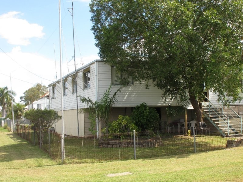 442 Campbell Street, Depot Hill QLD 4700