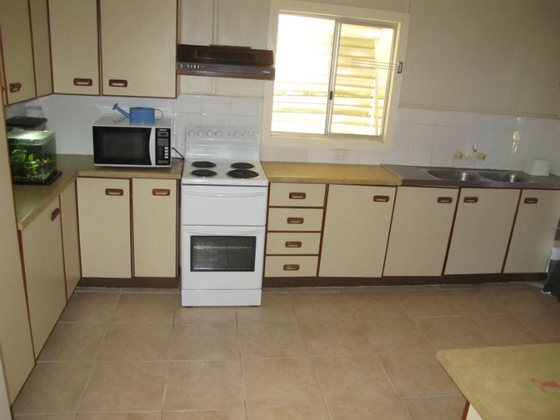 Wandal QLD 4700