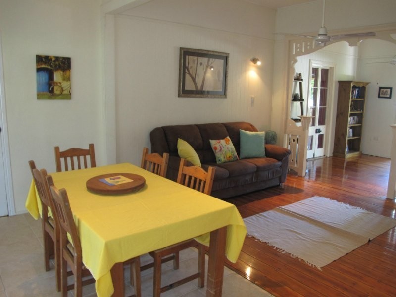 Wandal QLD 4700