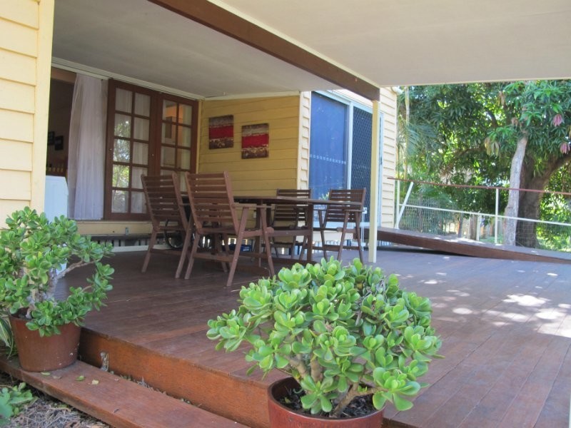 Wandal QLD 4700