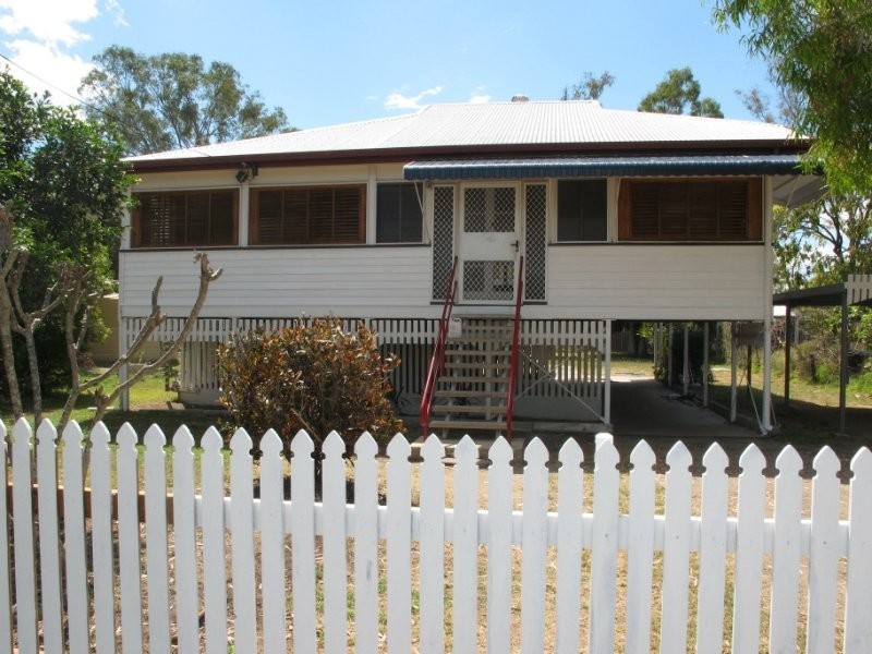 26 Hartley St, Wandal QLD 4700