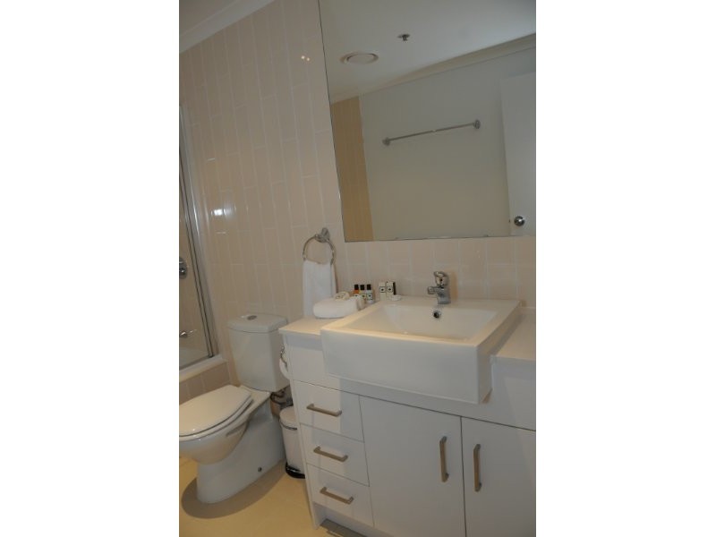 1201 102 Victoria Parade, Rockhampton City QLD 4700