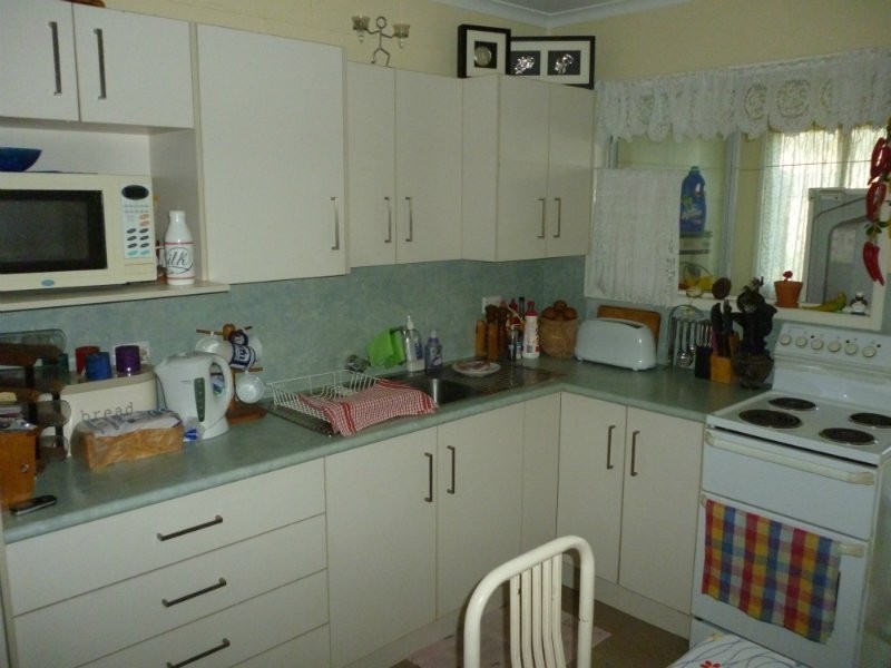 Park Avenue QLD 4701