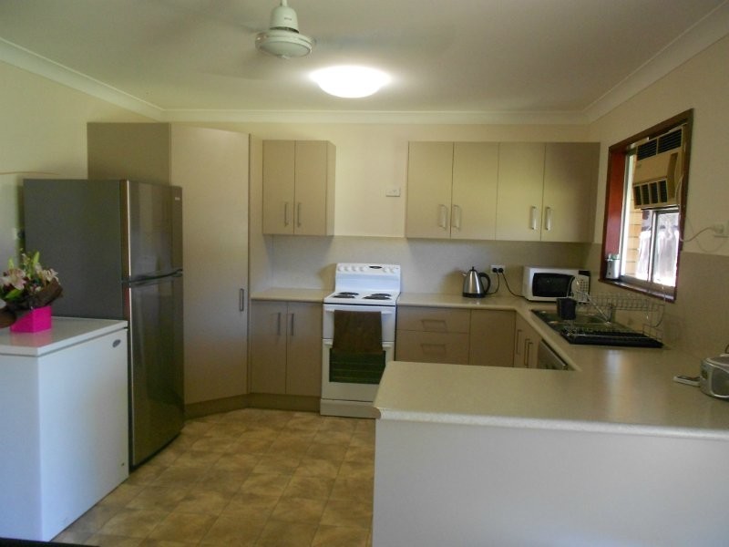 Park Avenue QLD 4701