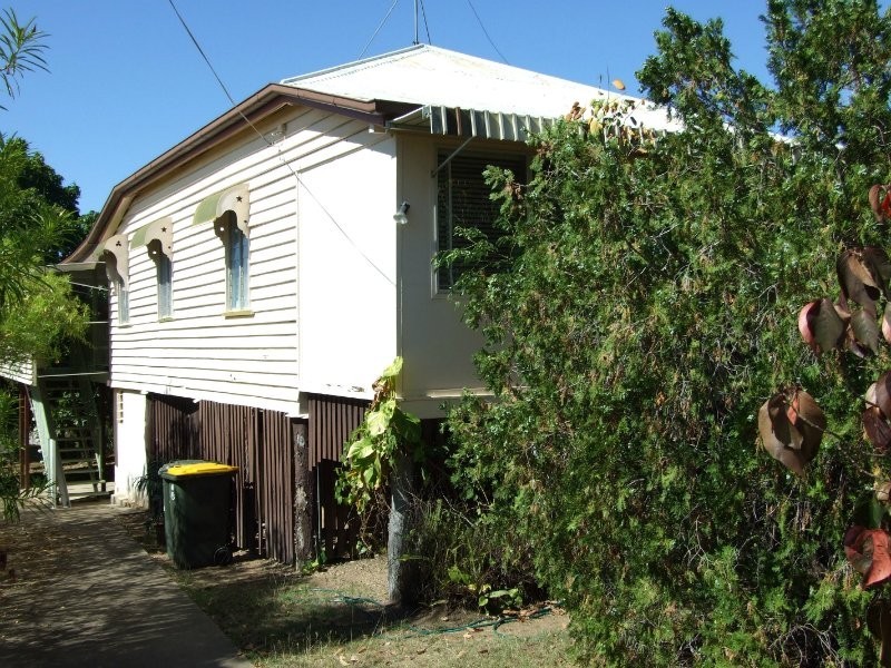 Wandal QLD 4700