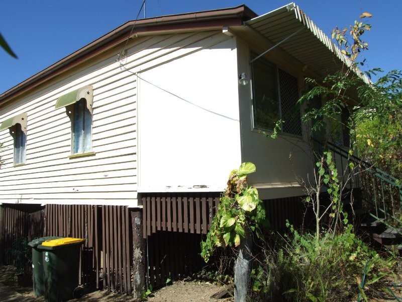 Wandal QLD 4700