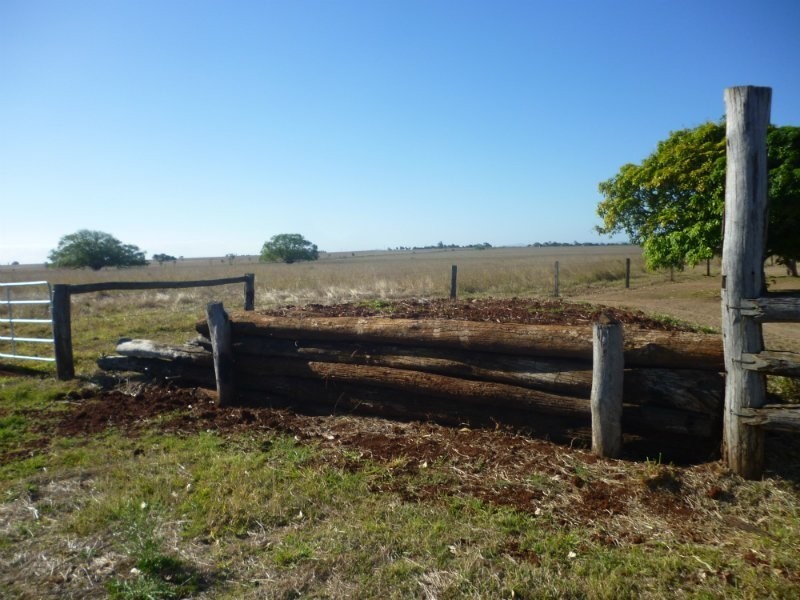 126 Heaslip Rd, Barmoya QLD 4703