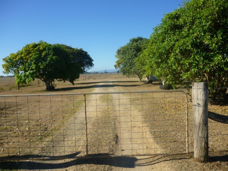 126 Heaslip Rd, Barmoya QLD 4703