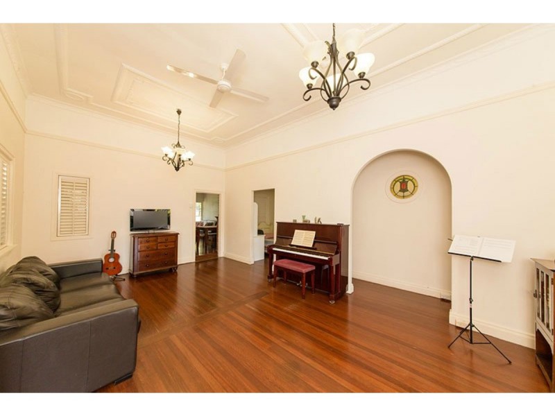 12 Boisy Street, Wandal QLD 4700