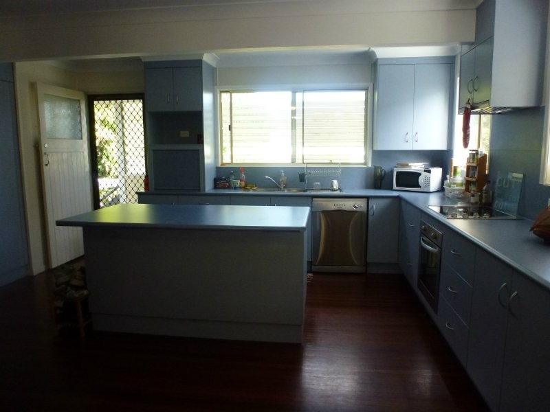 Berserker QLD 4701