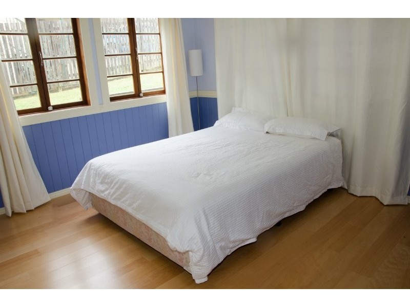 Wandal QLD 4700