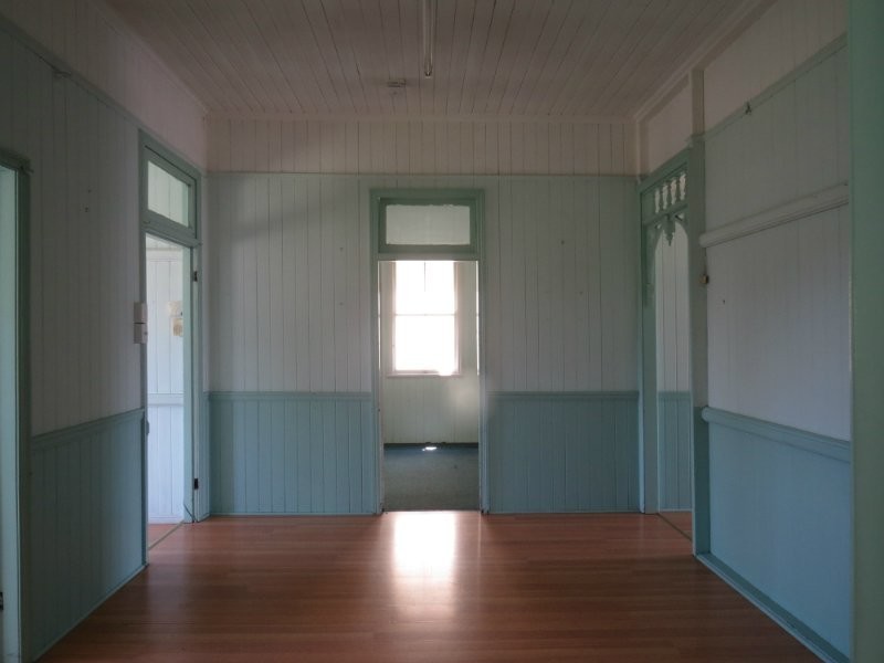 88 South St, Allenstown QLD 4700