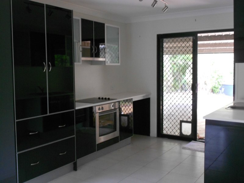 Berserker QLD 4701