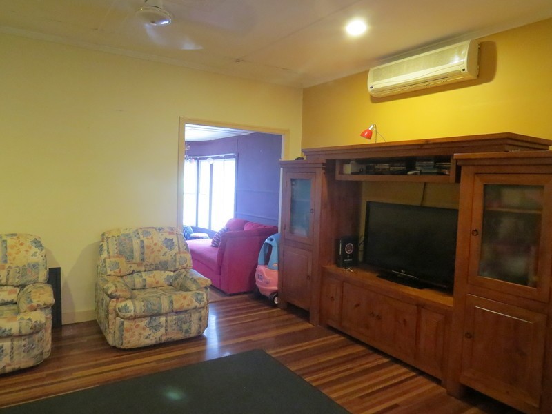 9 Spencer Street, The Range QLD 4700