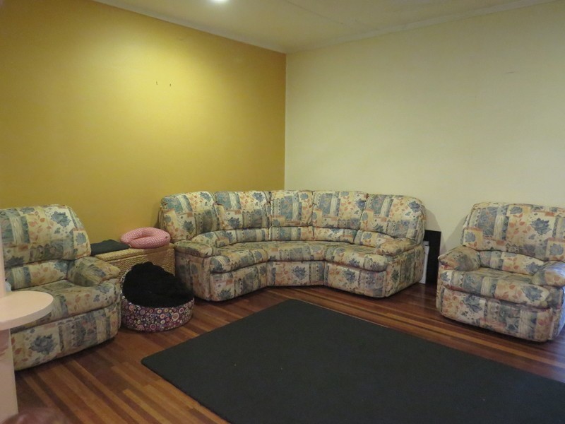 9 Spencer Street, The Range QLD 4700