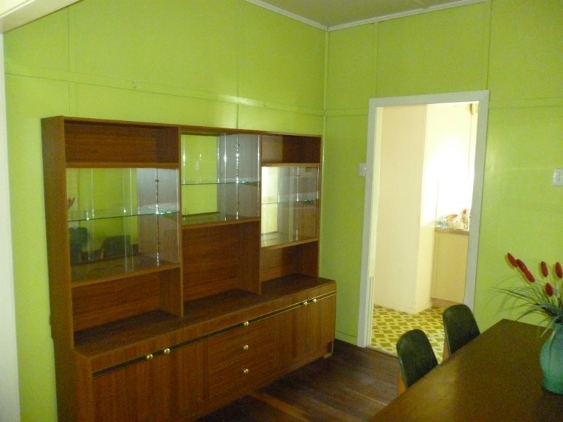 Park Avenue QLD 4701