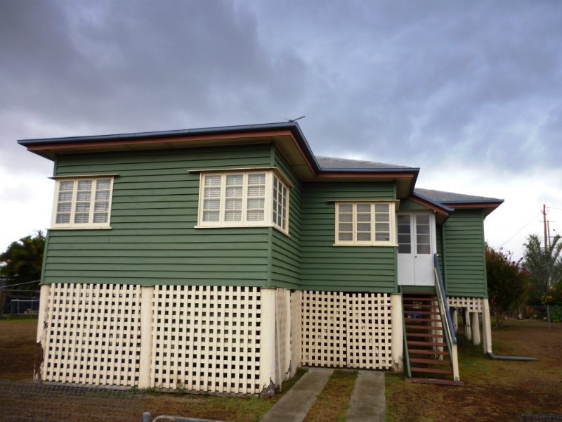 Park Avenue QLD 4701