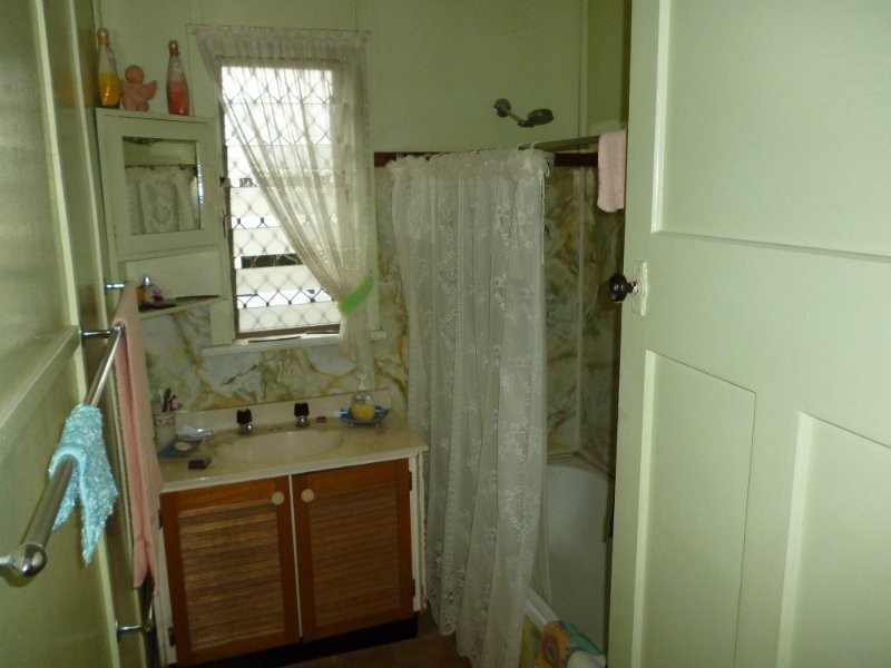 Park Avenue QLD 4701