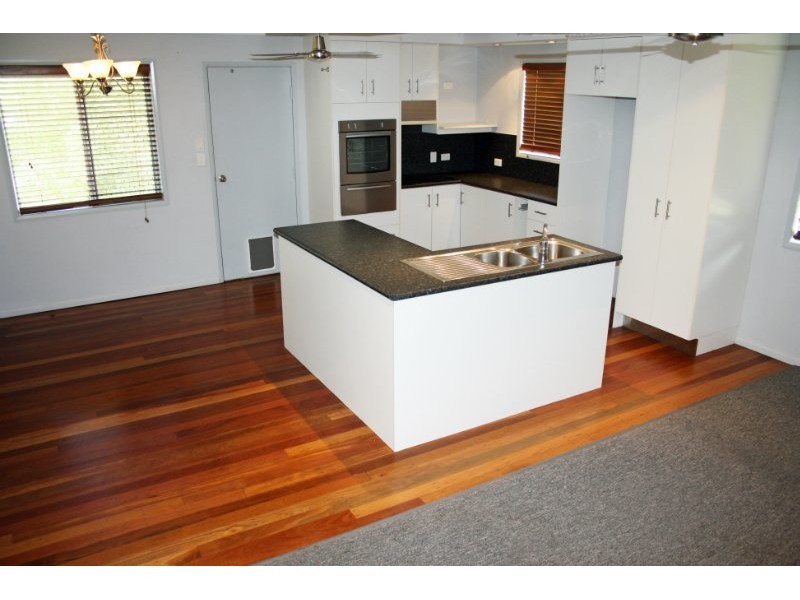 280 Pattemore Street, Kawana QLD 4701