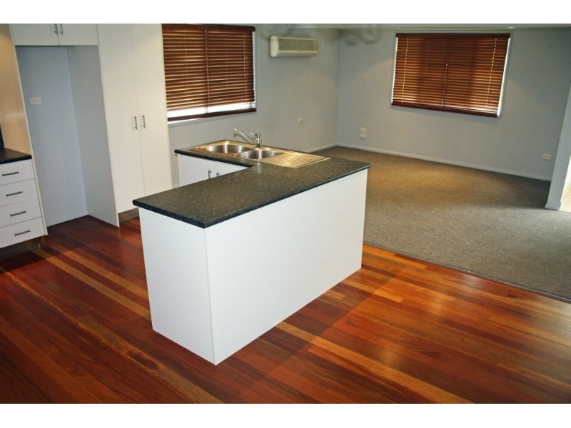 280 Pattemore Street, Kawana QLD 4701