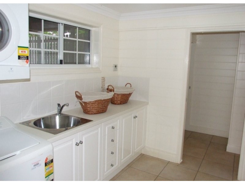 The Range QLD 4700