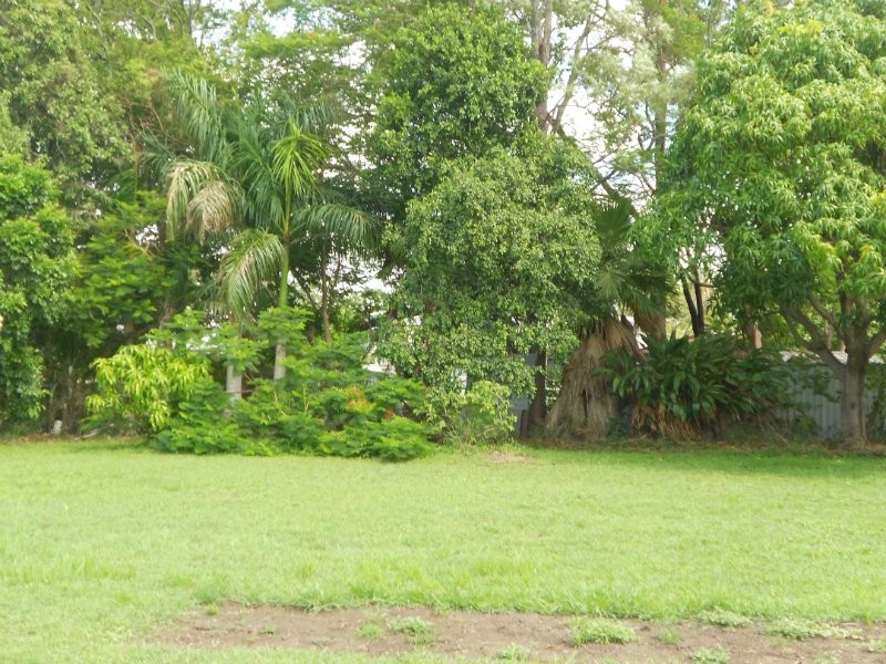 Park Avenue QLD 4701