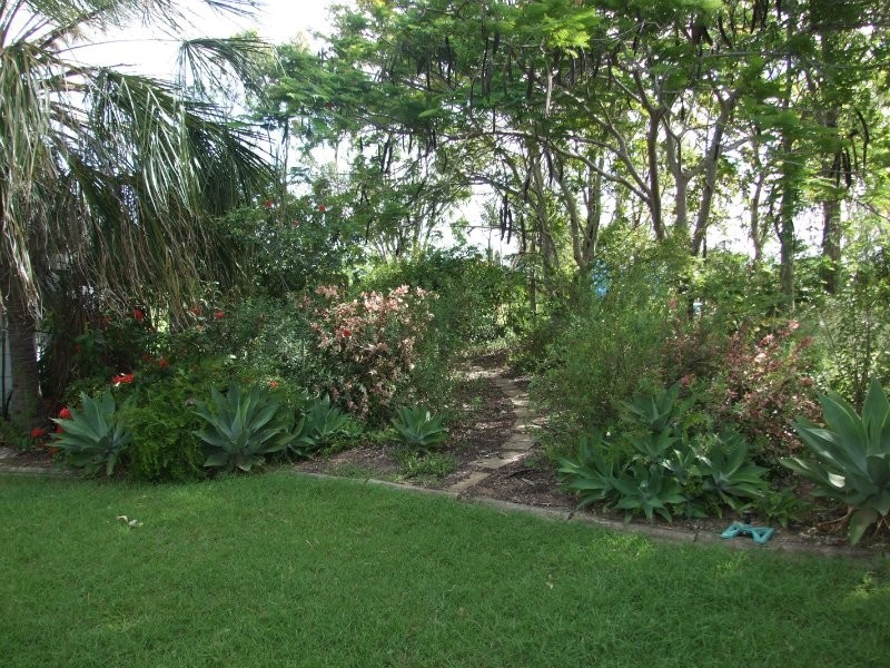 363 Reid Road, Alton Downs QLD 4702