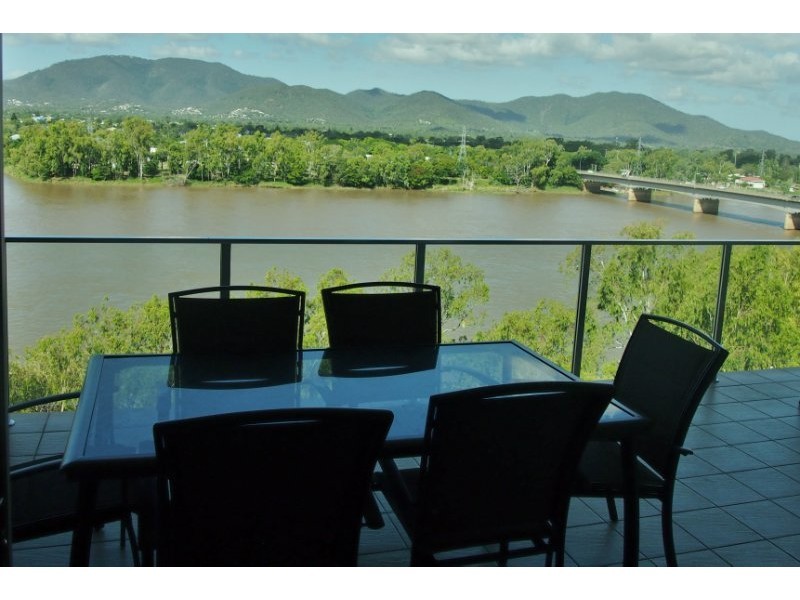 805/102 Victoria Parade, Rockhampton City QLD 4700