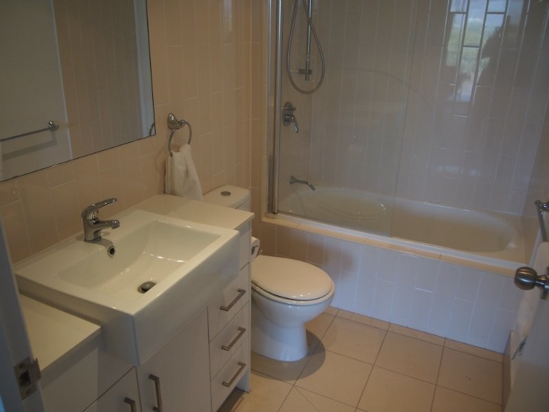 805/102 Victoria Parade, Rockhampton City QLD 4700