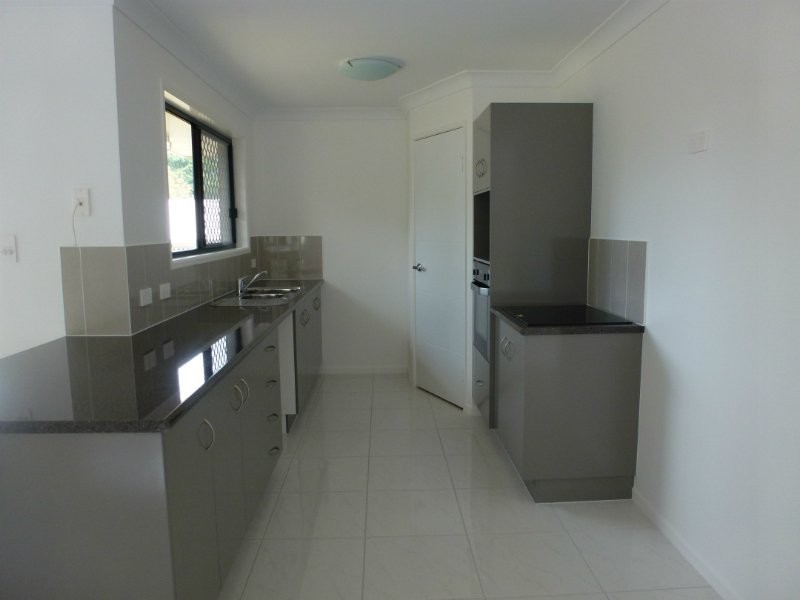 30 Price Avenue, Kawana QLD 4701