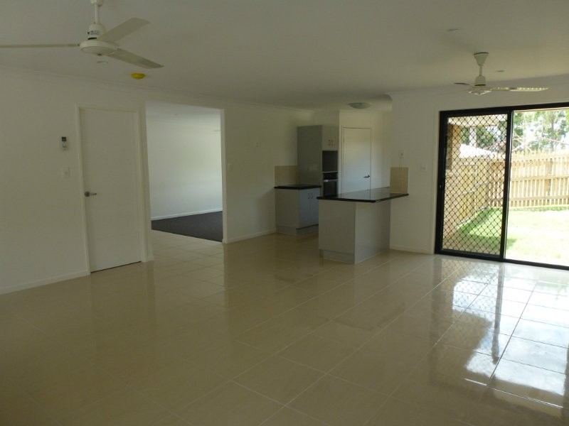 30 Price Avenue, Kawana QLD 4701