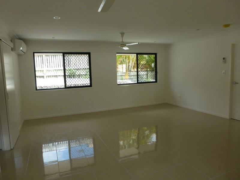 30 Price Avenue, Kawana QLD 4701