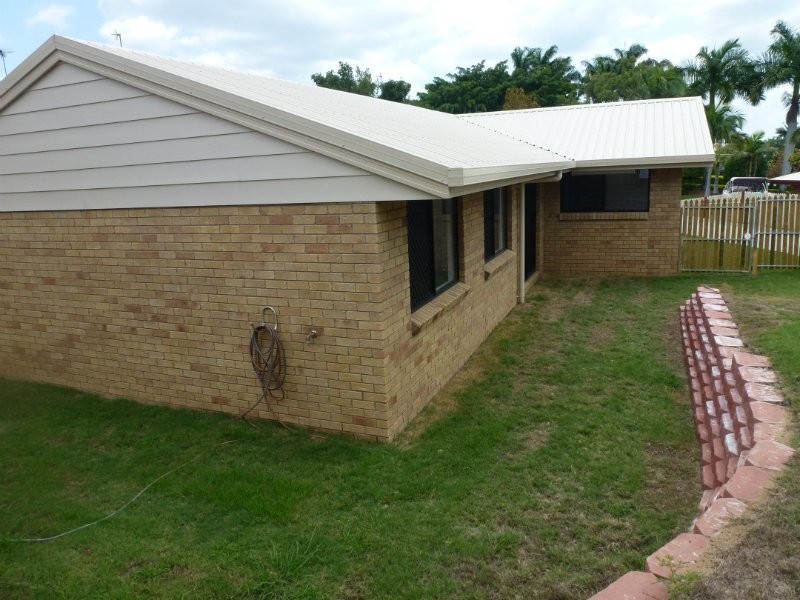 30 Price Avenue, Kawana QLD 4701