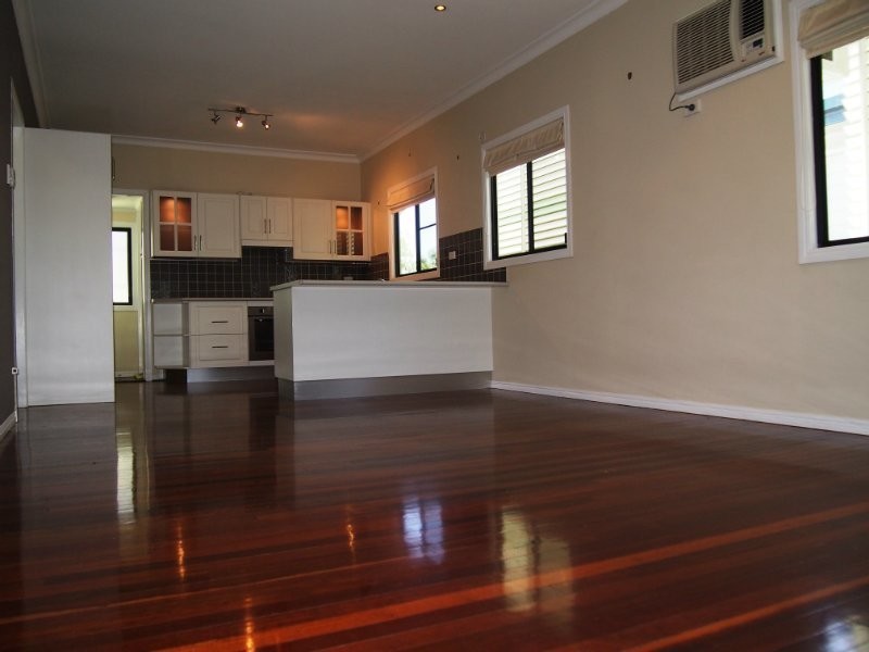 25 Luck Avenue, Wandal QLD 4700