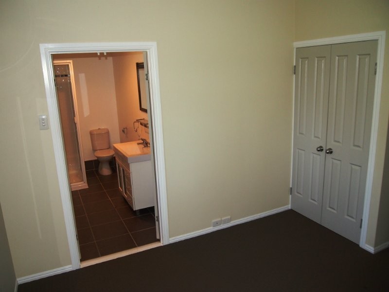 25 Luck Avenue, Wandal QLD 4700