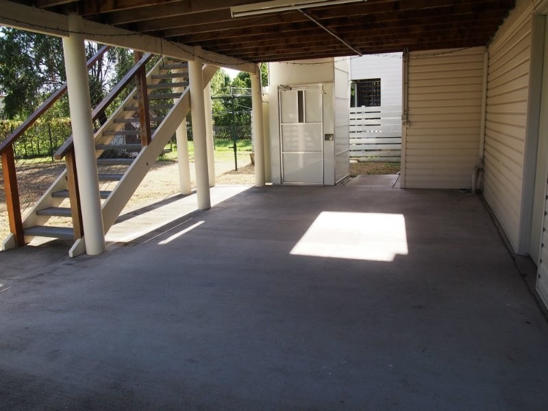 25 Luck Avenue, Wandal QLD 4700