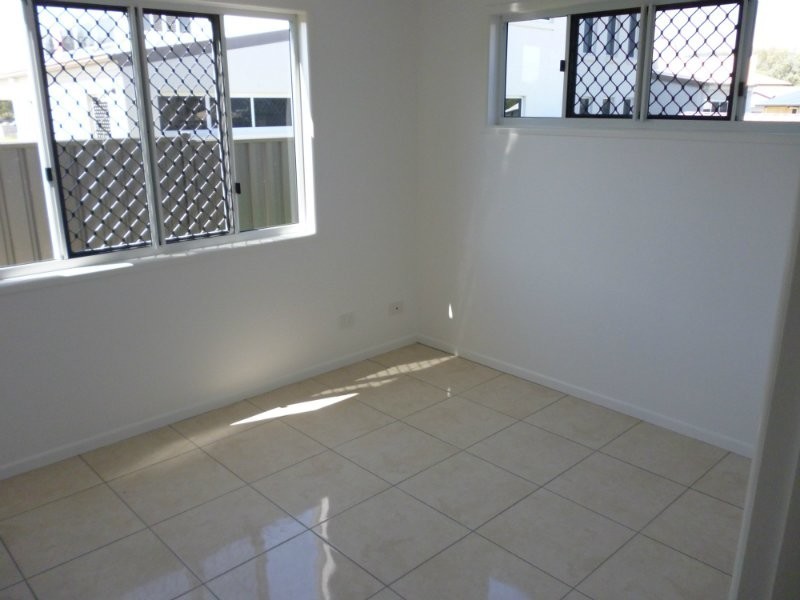 4 Cochrane Place, Kawana QLD 4701