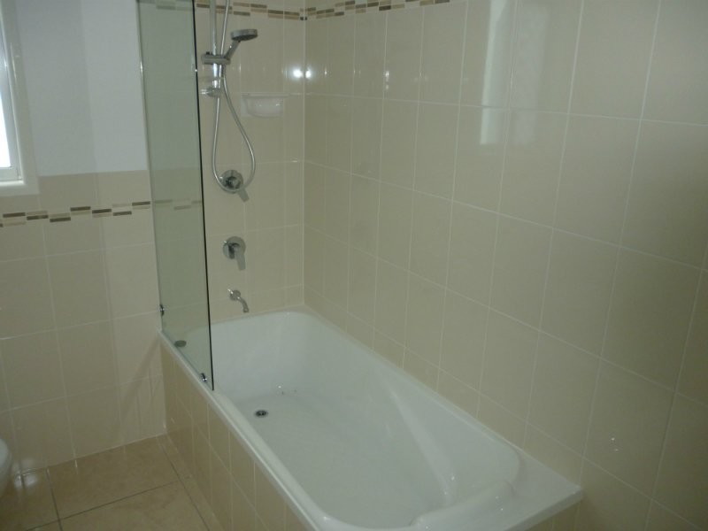 4 Cochrane Place, Kawana QLD 4701