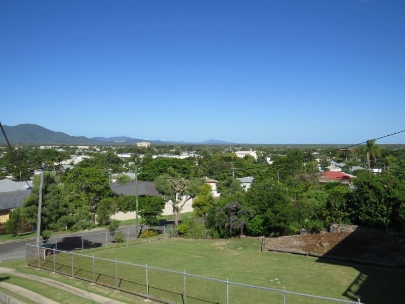 18 Athelstane Street, The Range QLD 4700