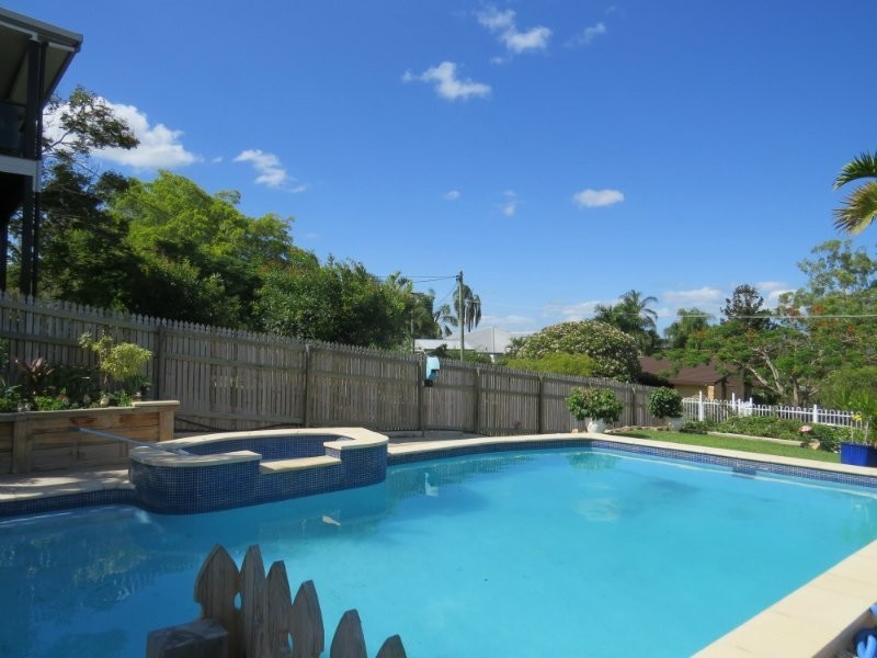 18 Athelstane Street, The Range QLD 4700