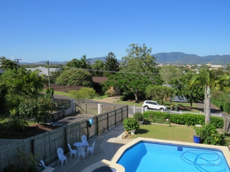 18 Athelstane Street, The Range QLD 4700