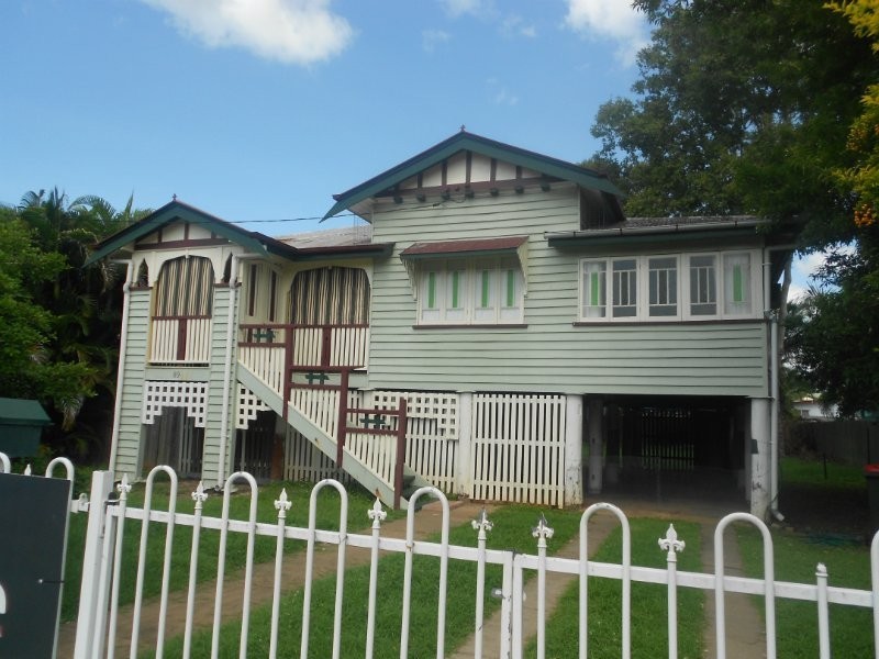 Park Avenue QLD 4701