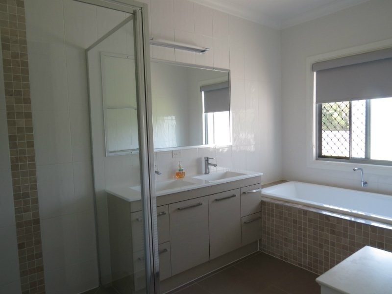 12 Richmont Drive, Bouldercombe QLD 4702